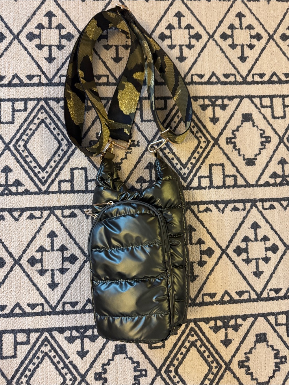 Quilted Puffer Crossbody Bottle Bag in Olive Green with Gold Camo Strap NWOT